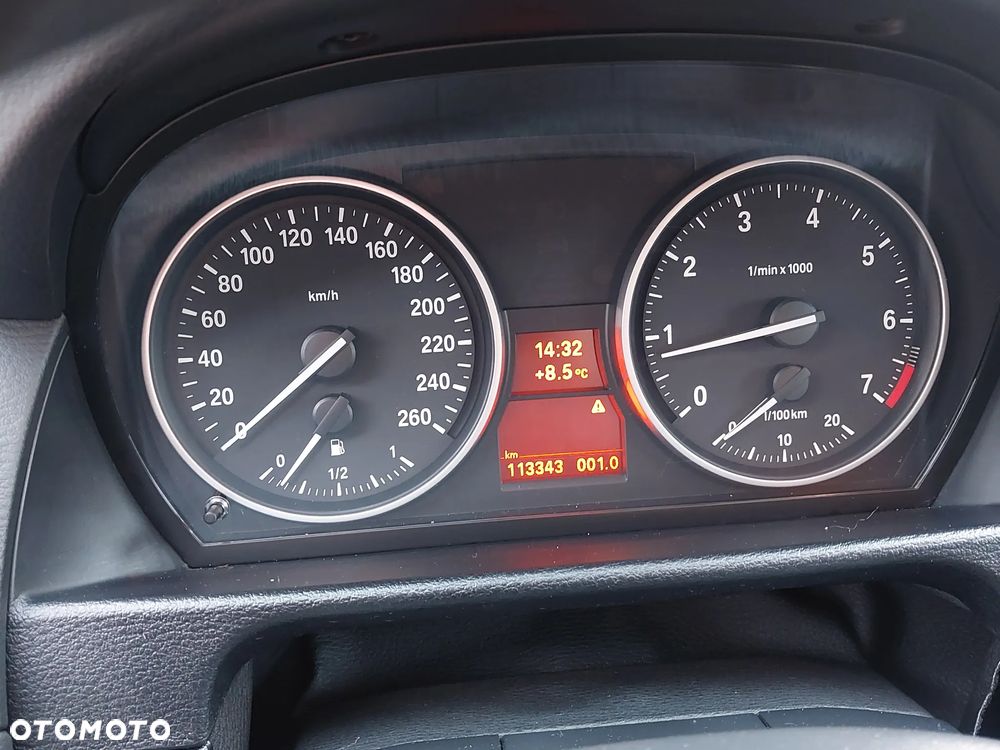 BMW X1 sDrive18i - 22