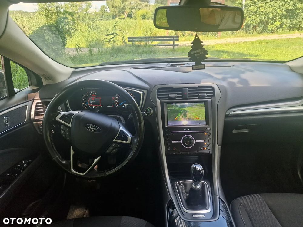 Ford Mondeo - 12