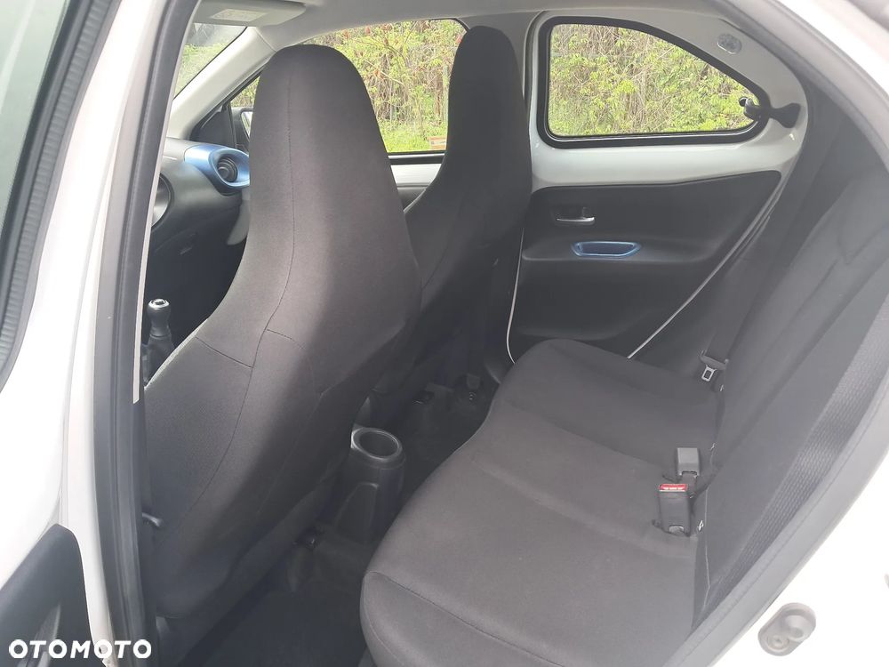 Toyota Aygo 1.0 VVT-i Color Edition - 21