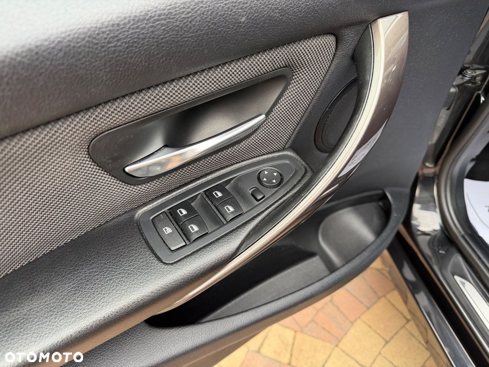 BMW Seria 3 320d Efficient Dynamics Edition Modern Line - 20