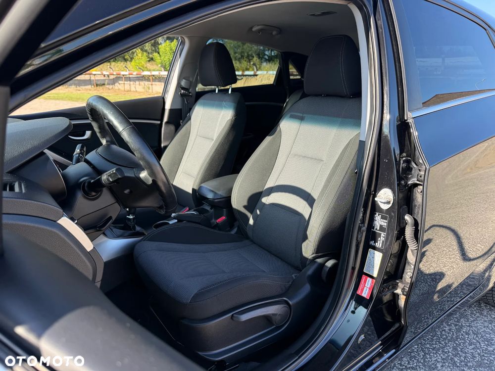 Hyundai i30 1.4 Advantage - 4