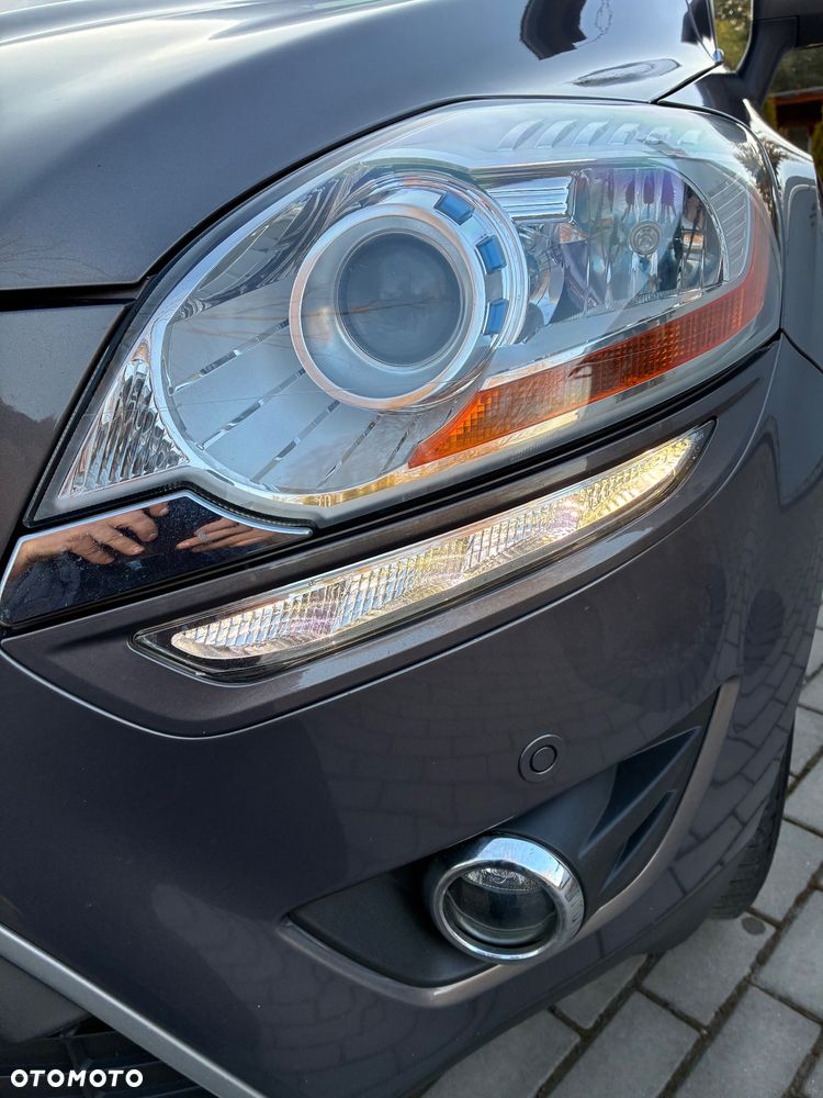 Ford Kuga 2.0 TDCi 4x4 Titanium - 4