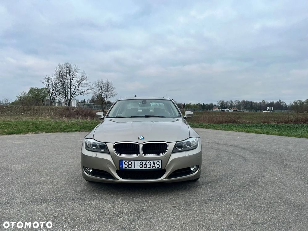 BMW Seria 3 320i - 2