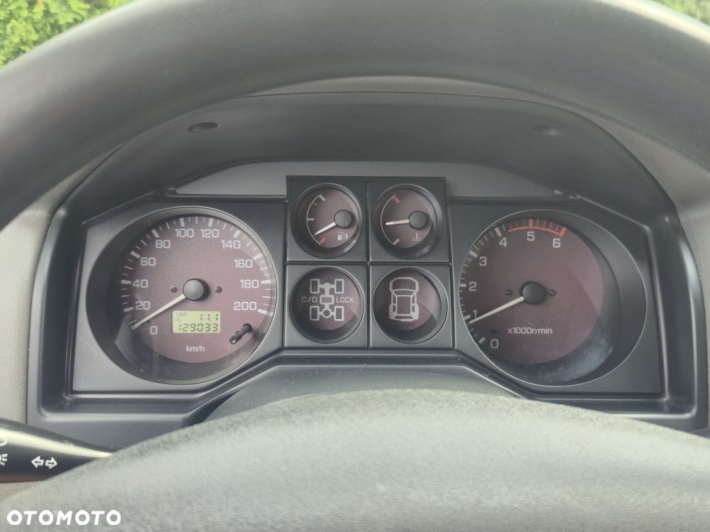 Mitsubishi Pajero - 11