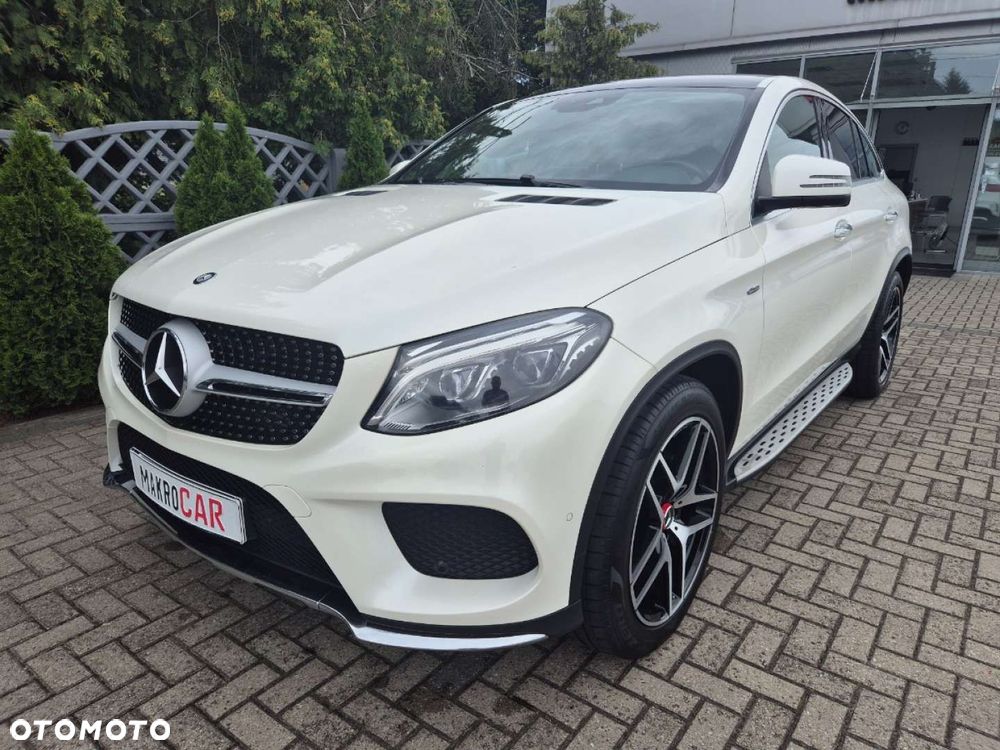 Mercedes-Benz GLE - 1