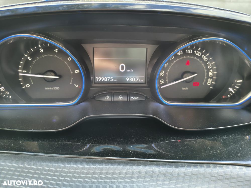 Peugeot 2008 1.6 VTi Active - 6