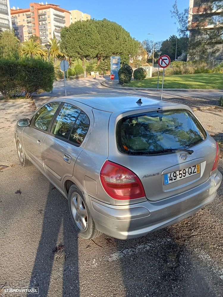 Nissan Almera 1.5 Luxury - 5