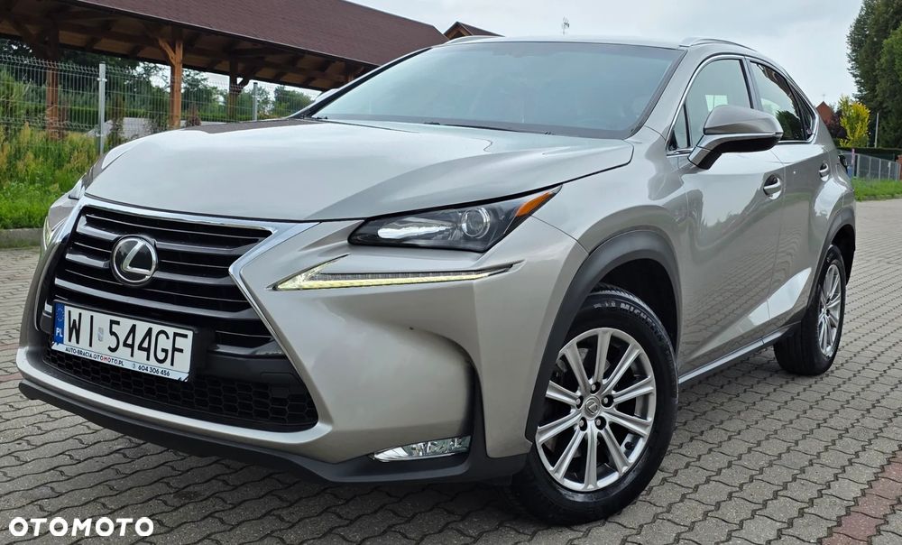 Lexus NX 200t Elite AWD - 32