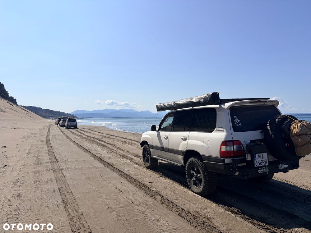 Toyota Land Cruiser 100 Executive - 1
