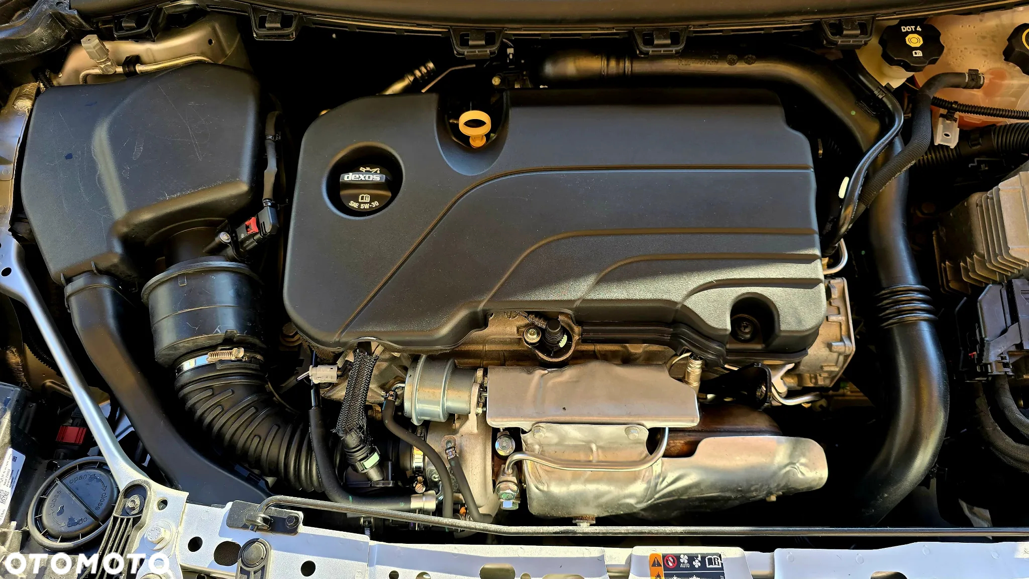 Opel Astra 1.4 Turbo Edition - 23