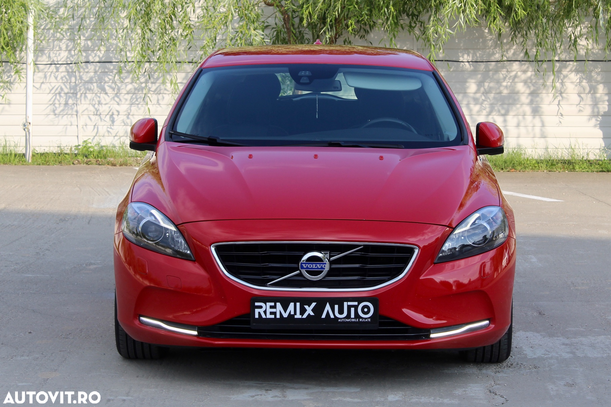 Volvo V40 D2 Momentum - 2
