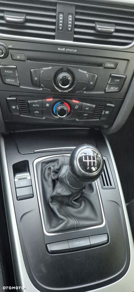 Audi A4 Avant 2.0 TDI DPF Ambiente - 17