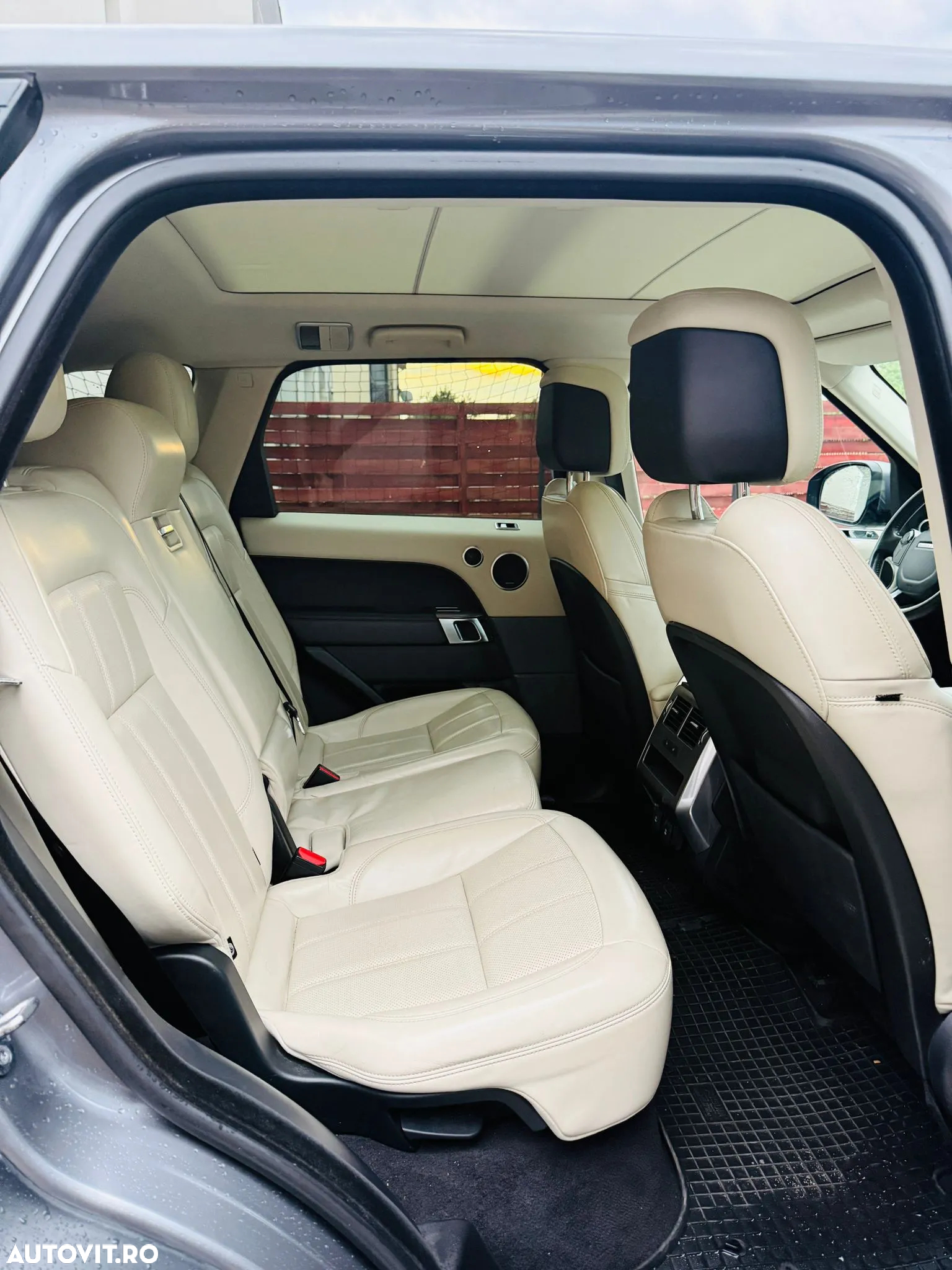 Land Rover Range Rover Sport 3.0 SDV6 HSE - 13