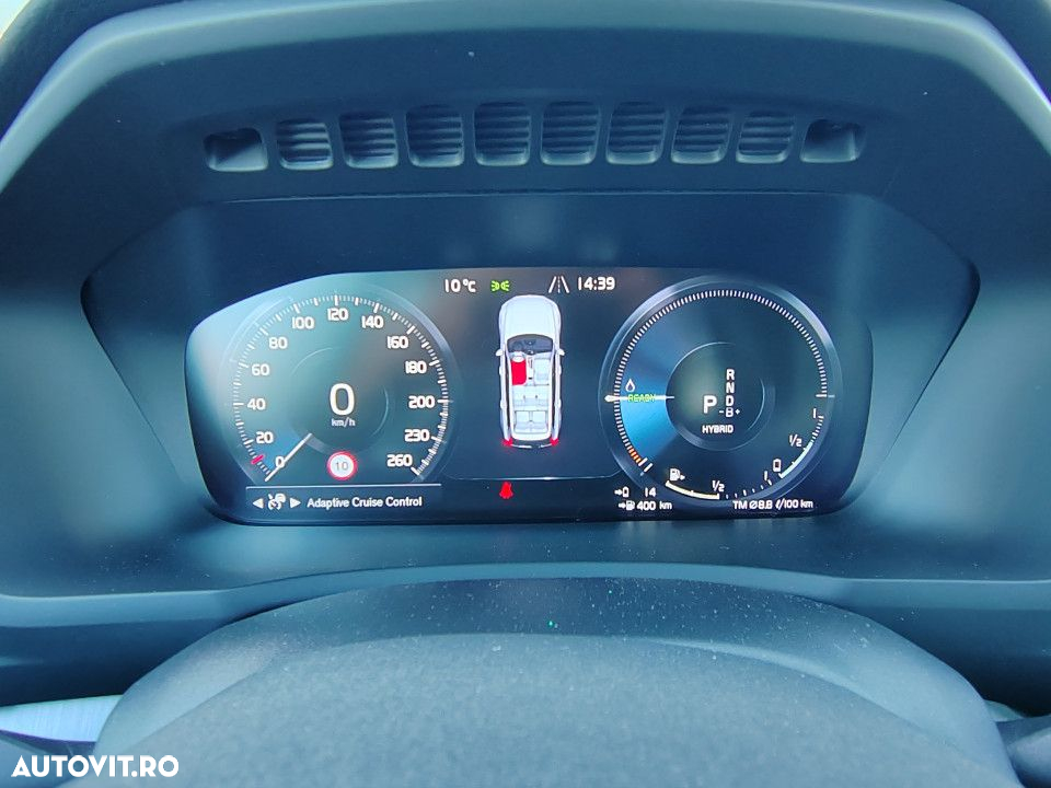 Volvo XC 90 T8 AWD Twin Engine Geartronic Momentum - 32