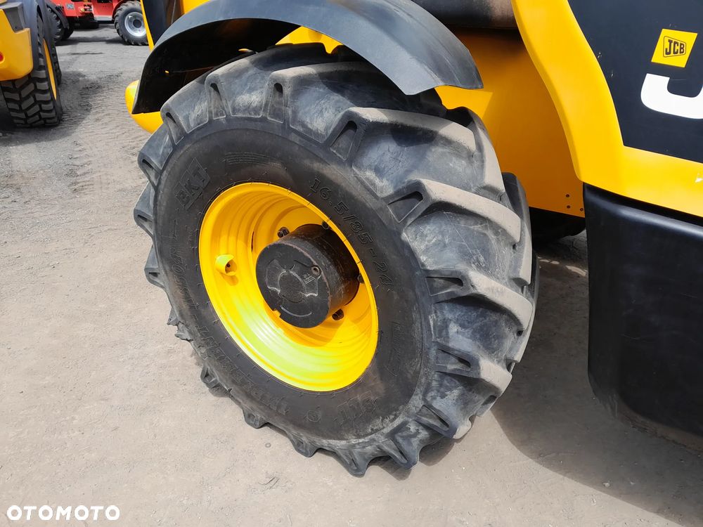 JCB 540-170 2013R - 16