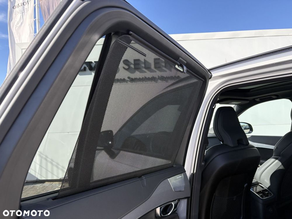 Volvo XC 90 - 38