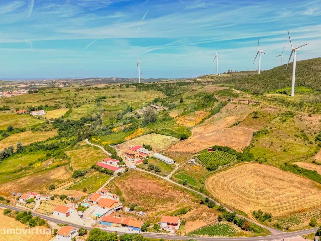 Terreno urbanizável com 4384 m² junto ao Sobral de Monte Agraço - Grande imagem: 4/12