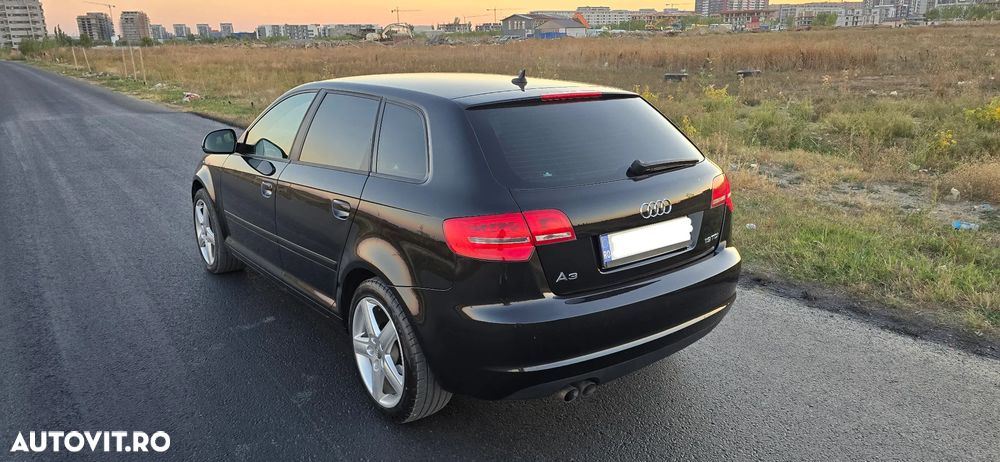 Audi A3 Sportback 2010 photo 3
