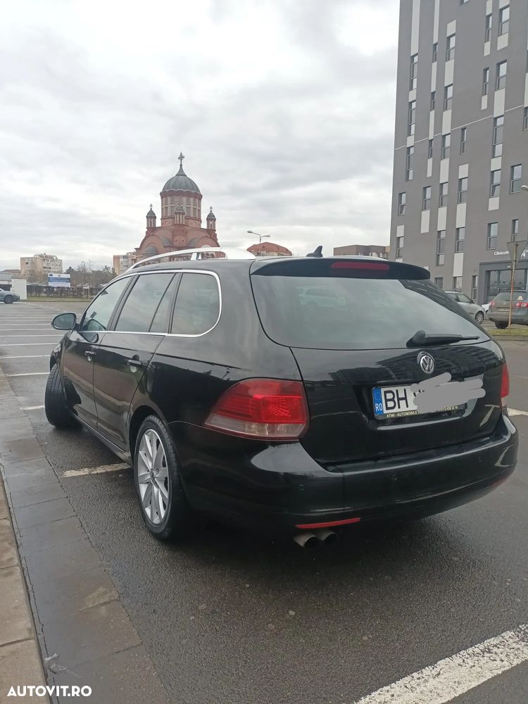 Volkswagen Golf - 2