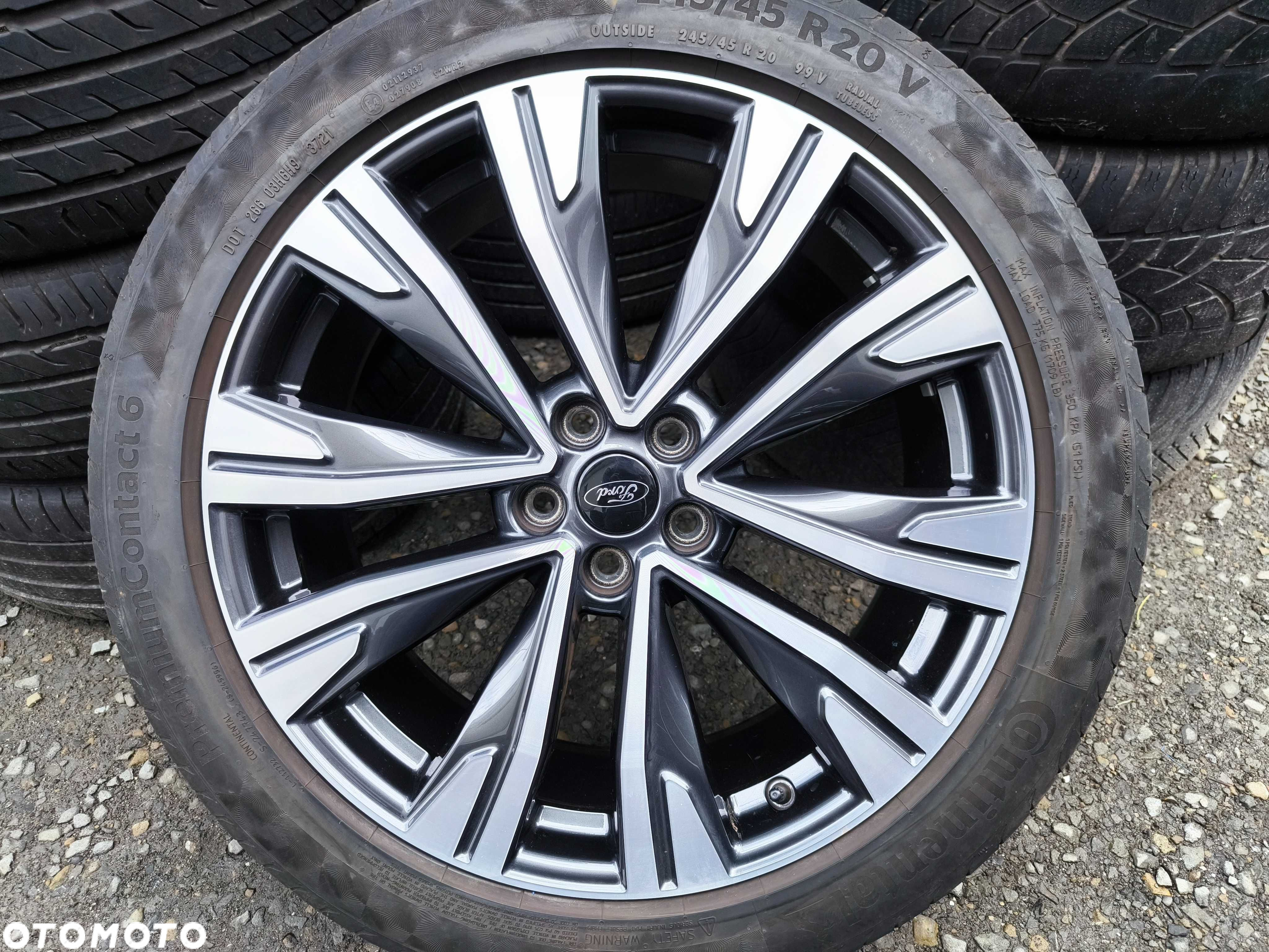 Koła Ford Kuga Escpace Edge Endura 20 cali 5x108 ET55 Opony 245/45 - 2