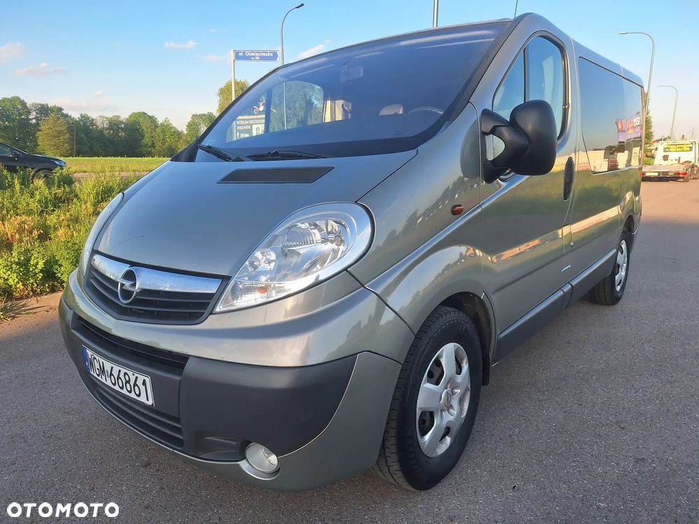Opel Vivaro - 1
