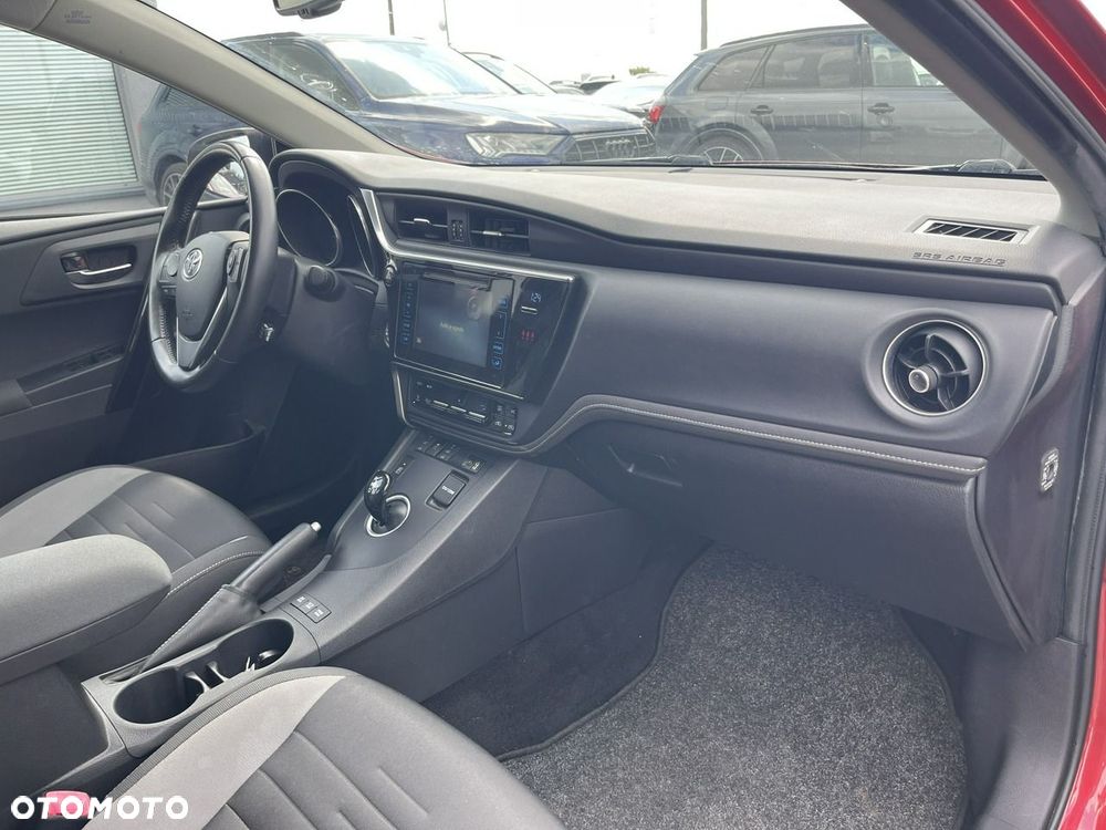 Toyota Auris 1.8 VVT-i Automatik Comfort - 11