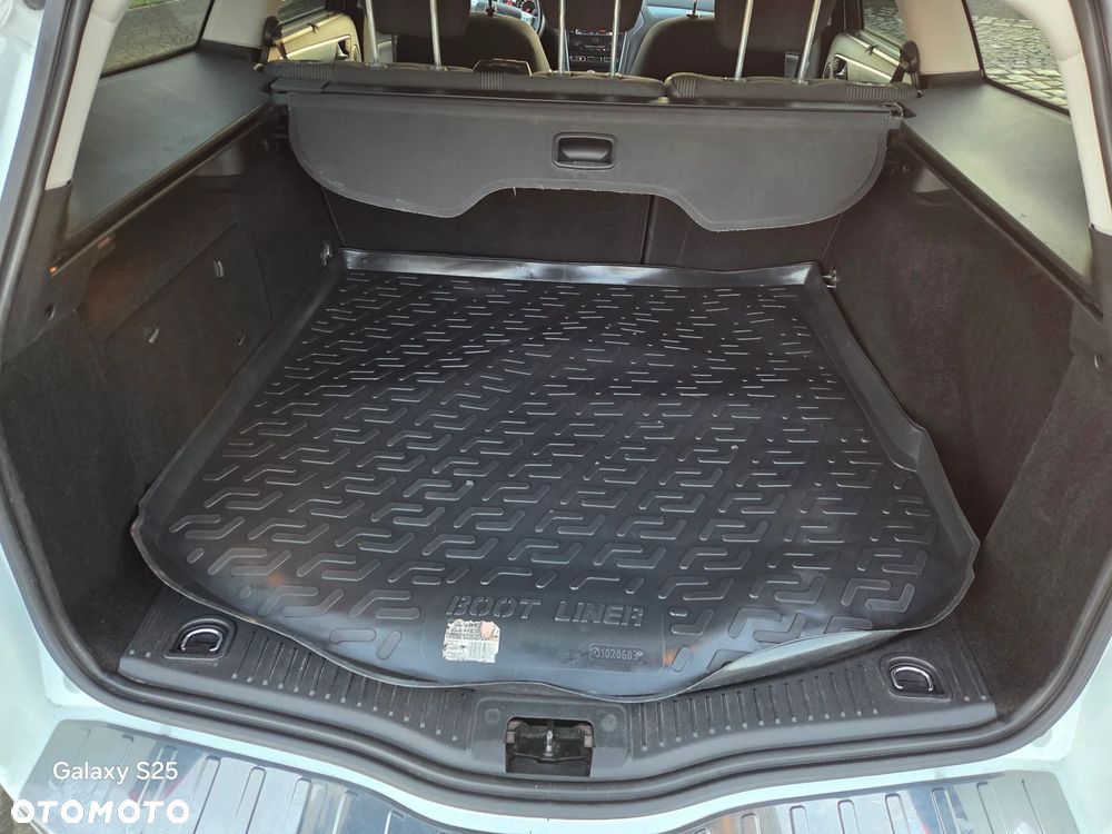 Ford Mondeo 2.0 TDCi Titanium - 12