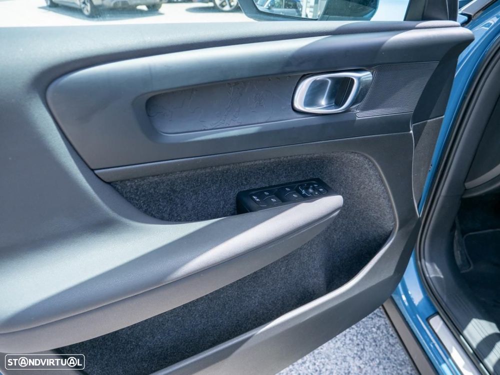 Volvo XC 40 Recharge Pro - 21