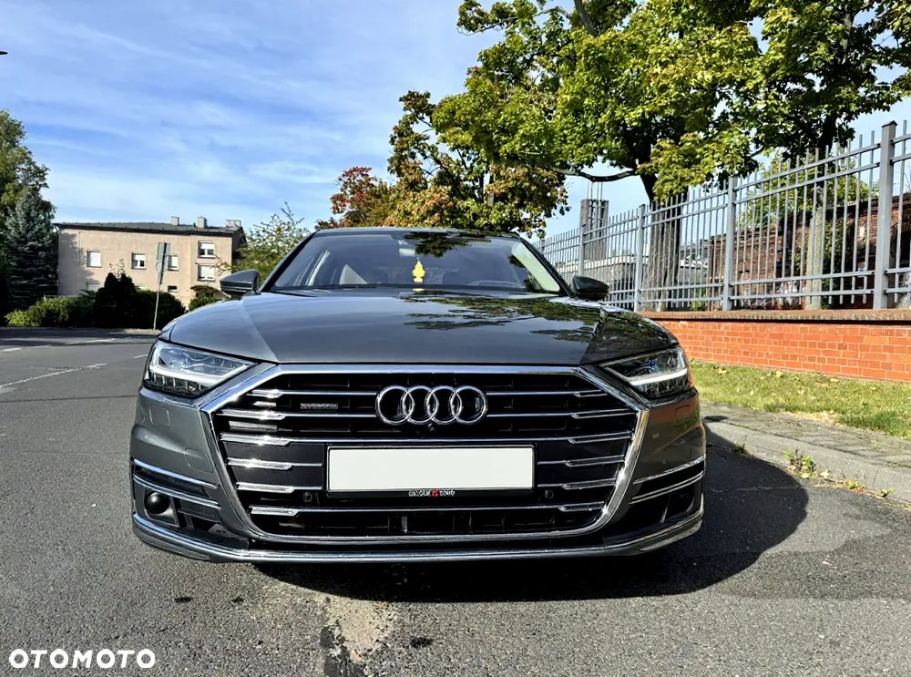 Audi A8 - 2