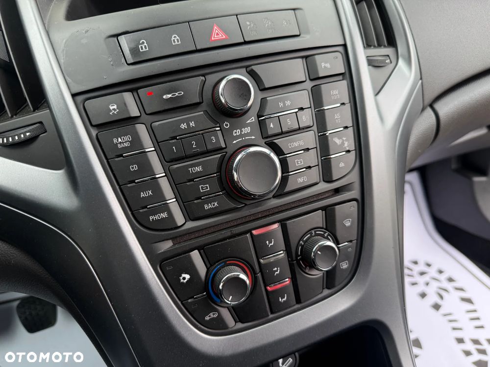 Opel Astra 1.4 Turbo - 23