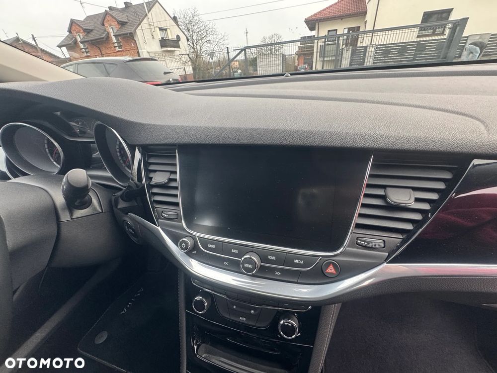 Opel Astra 1.4 Turbo Start/Stop Innovation - 26