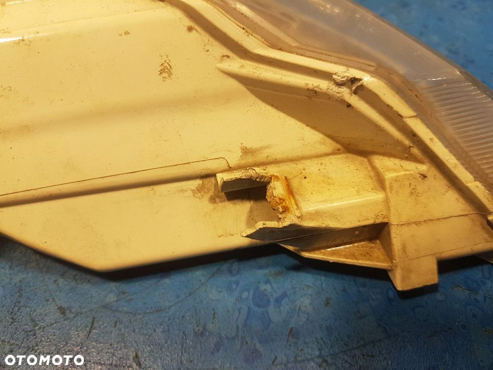 BMW 6 E63 KIERUNEK PRZÓD LEWY 0311333003 - 6