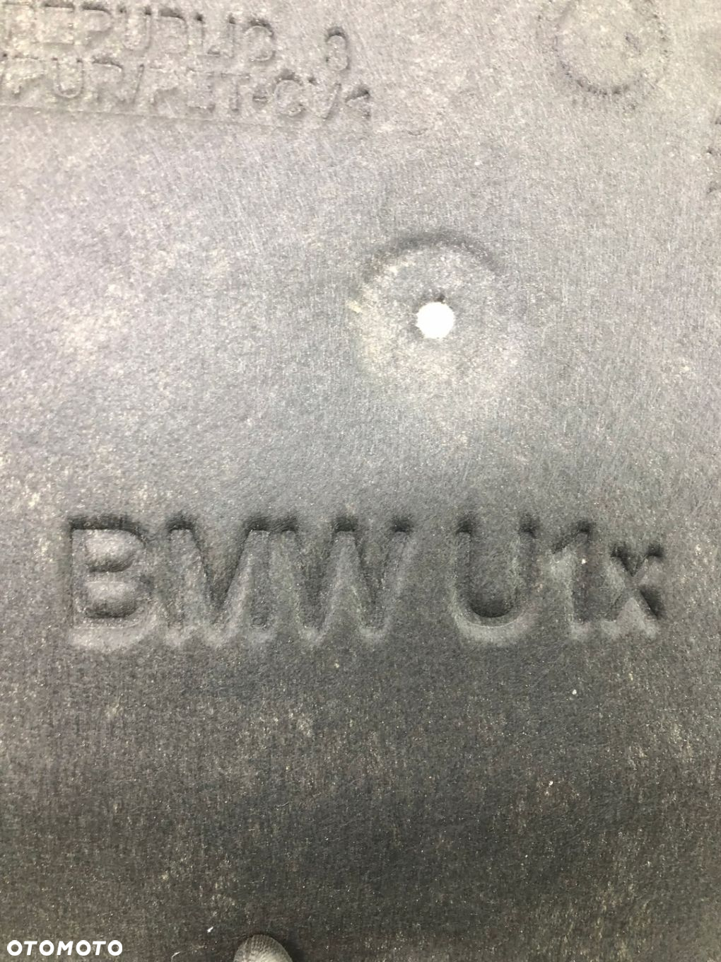 BMW X1 U11 WYGŁUSZENIE IZOLACJA MASKI 9462142 - 6