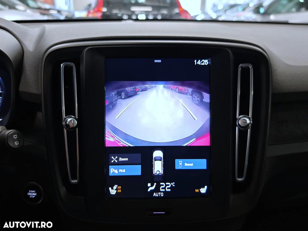 Volvo XC 40 T4 Recharge DKG Essential - 12