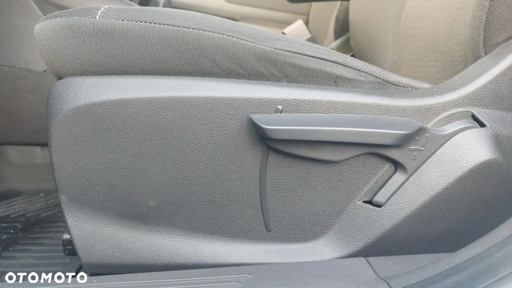 Ford Transit Courier - 34