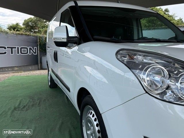 Opel Combo 1.6 CDTi L2H1 S/S Easytronic - 4