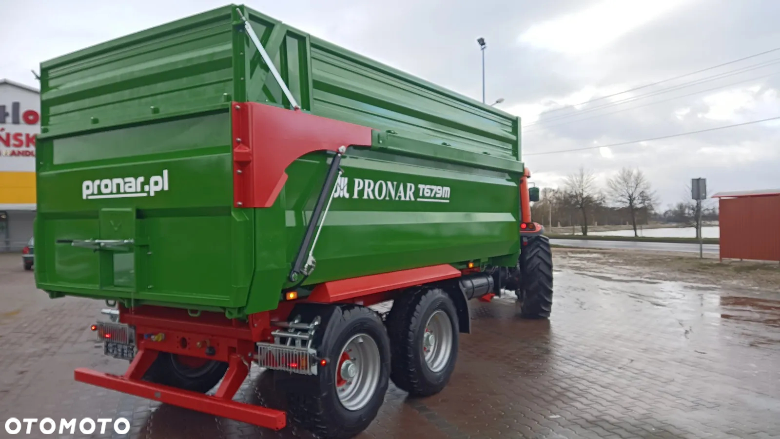 Pronar Przyczepa skorupowa T679M tandem z wywrotem do tyłu - 14