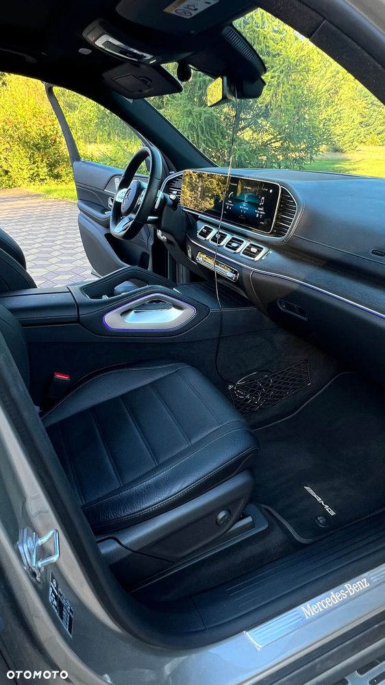 Mercedes-Benz GLS - 11