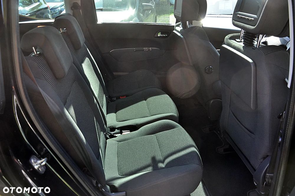 Peugeot 5008 2.0 HDi Family - 31