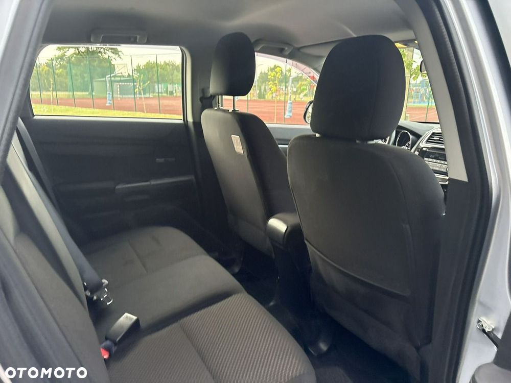 Mitsubishi ASX 1.6 Instyle - 13