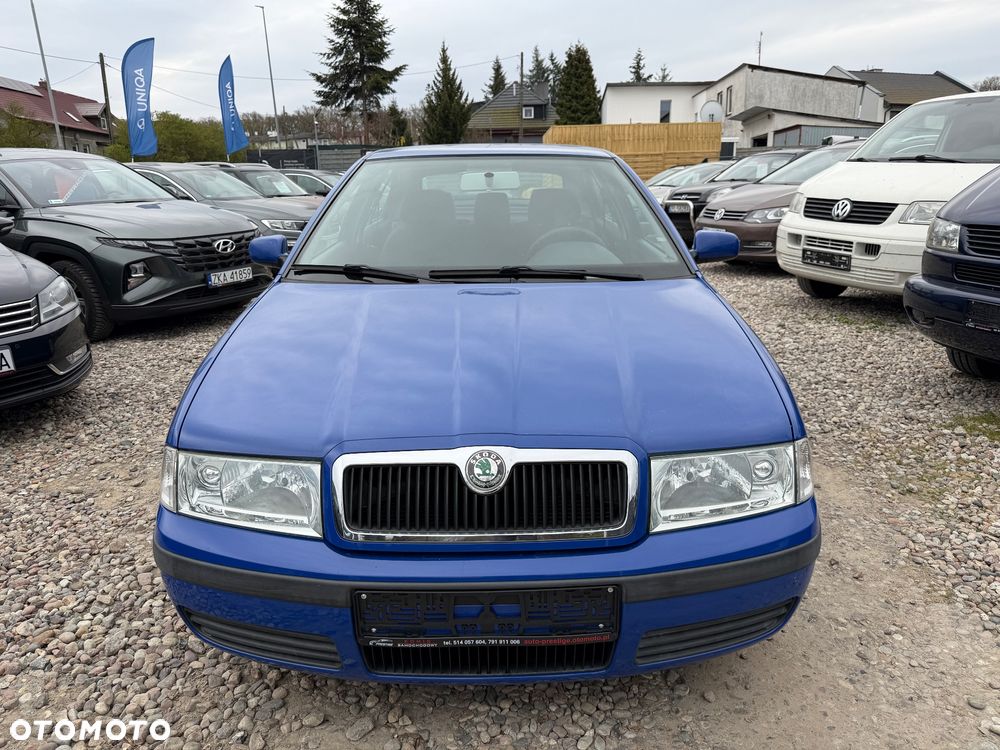 Skoda Octavia 1.6 Tour - 2