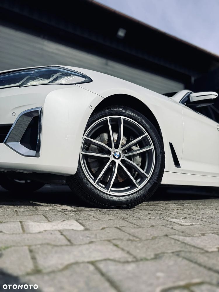 BMW Seria 5 530d xDrive Luxury Line sport - 2