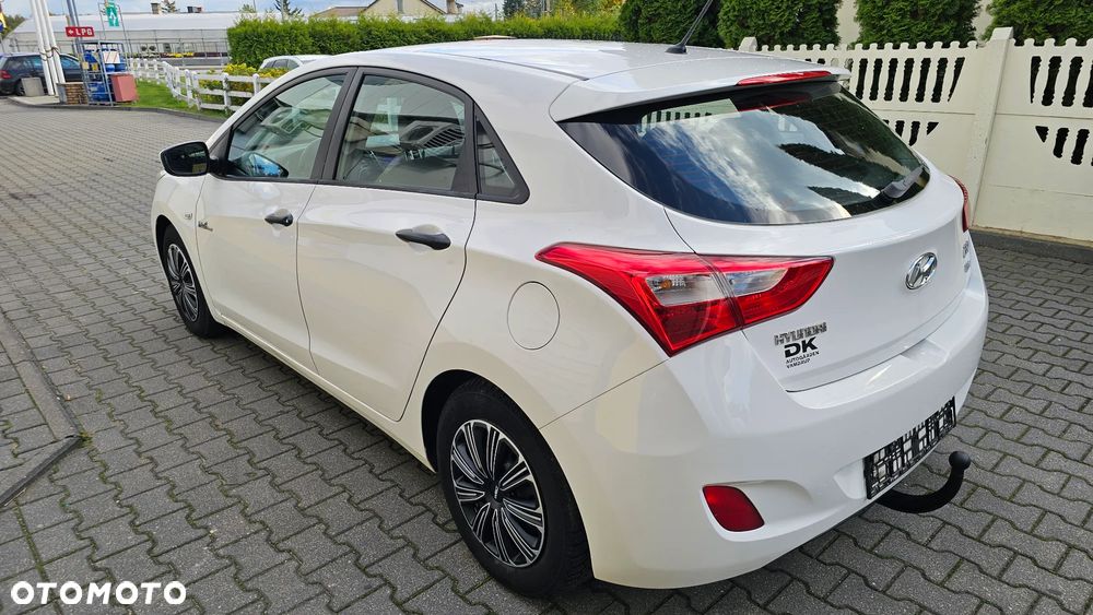 Hyundai i30 1.4 Premium - 6