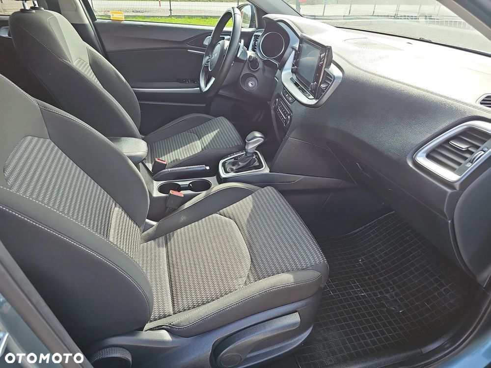 Kia Ceed 1.5 T-GDI M DCT - 20