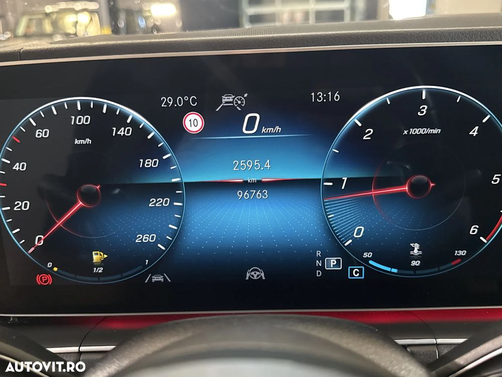 Mercedes-Benz GLE 300 d 4Matic 9G-TRONIC AMG Line - 11