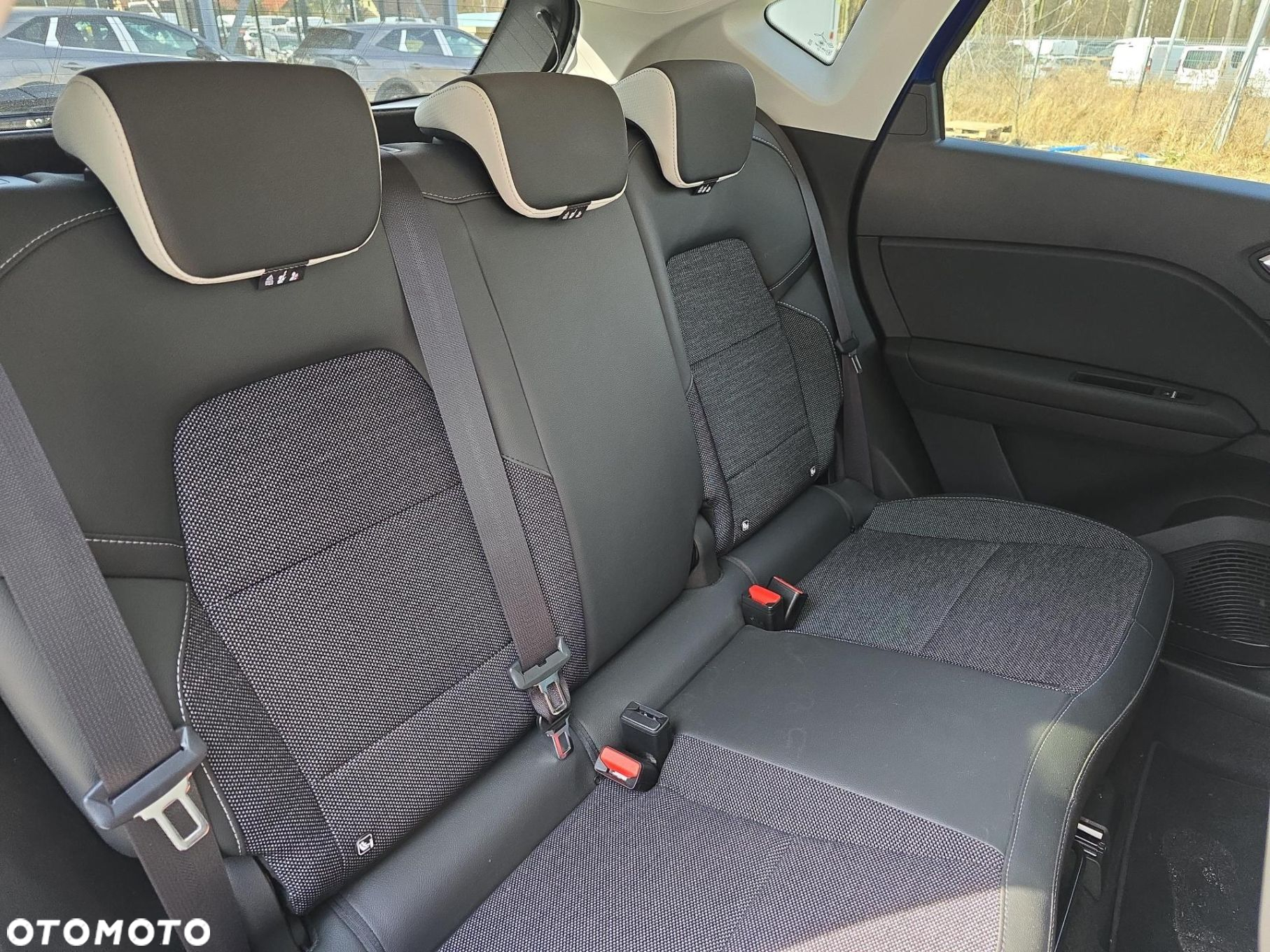 Renault Captur - 11