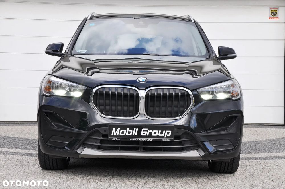 BMW X1 xDrive18d Business Edition sport - 4