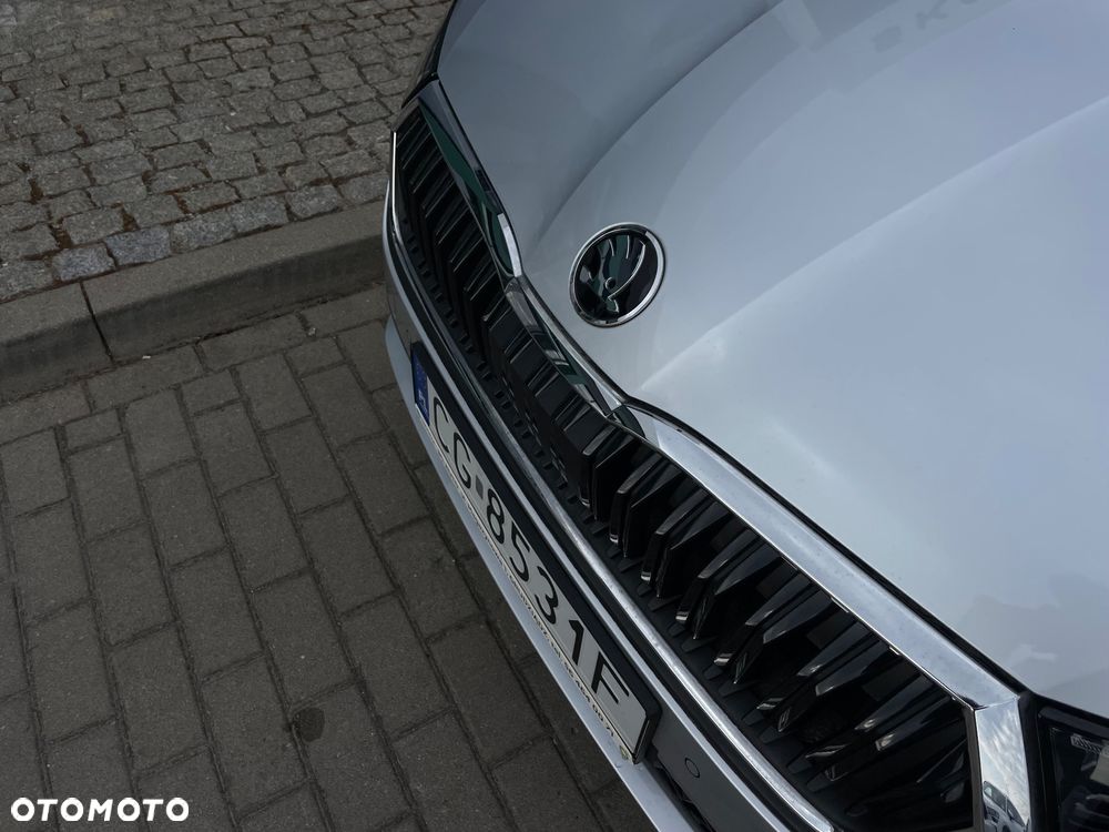 Skoda Octavia 2.0 TDI Selection DSG - 3