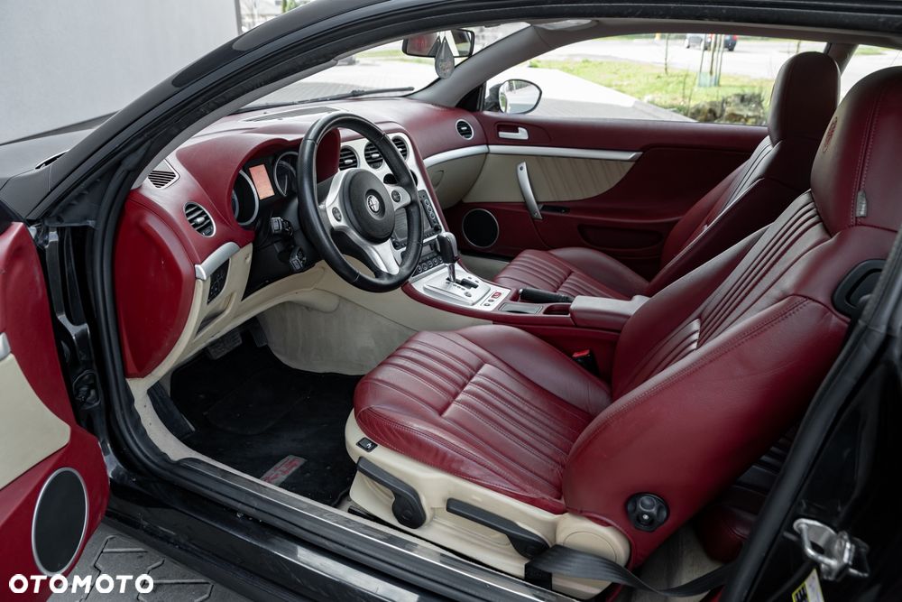 Alfa Romeo Brera 3.2JTSQ4 Q-Sky View - 16