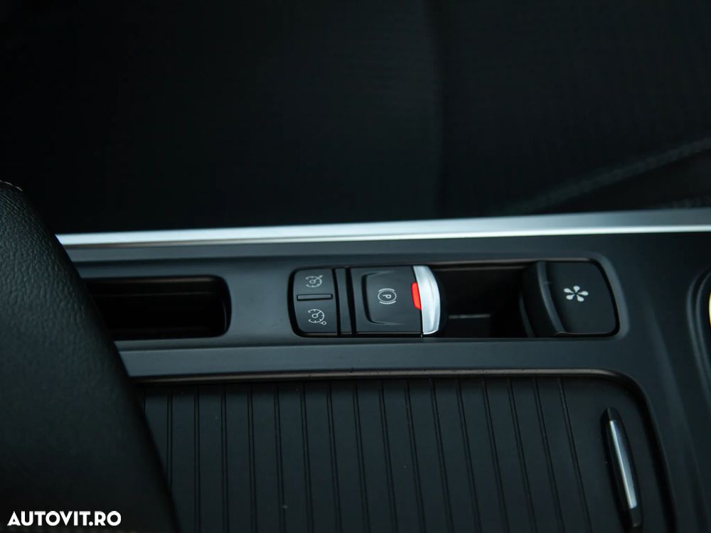 Renault Megane ENERGY dCi 110 EDC BOSE EDITION - 22